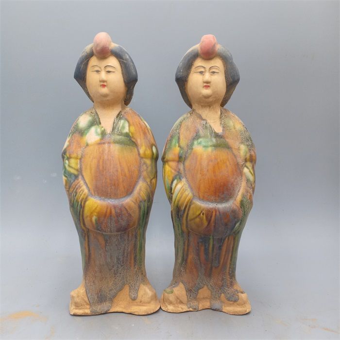 Vintage Collectible Pottery - مجموعة قديمة من تماثيل تانغ سانكاي