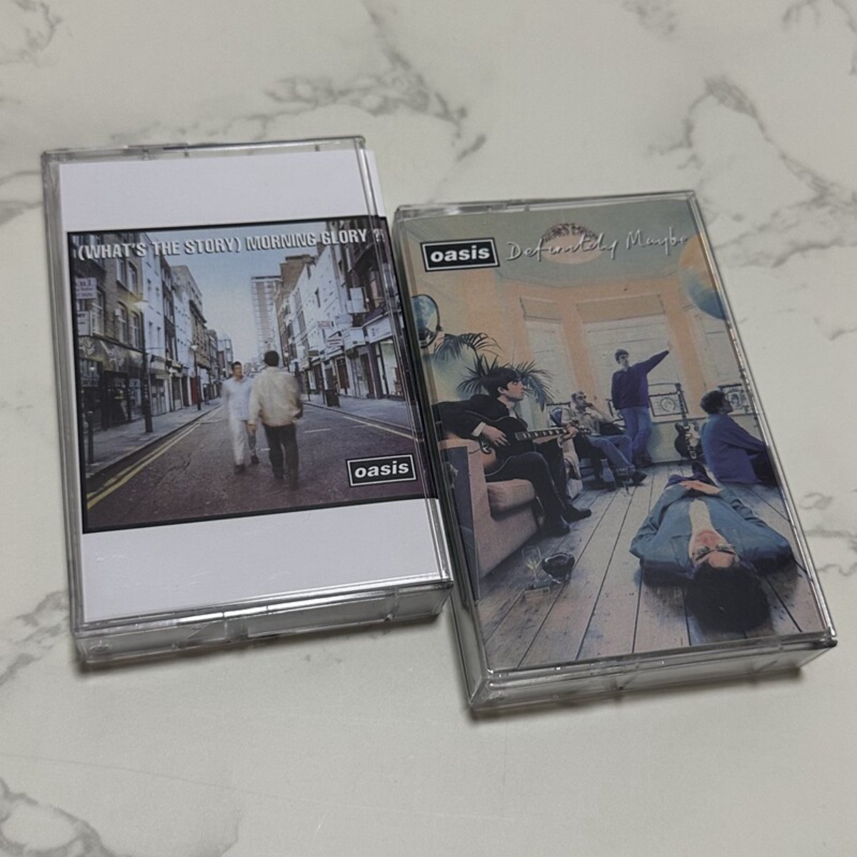 Vintage Collectibles & More Llc Photos - أشرطة كاسيت فرقة الروك البريطانية أواسيس