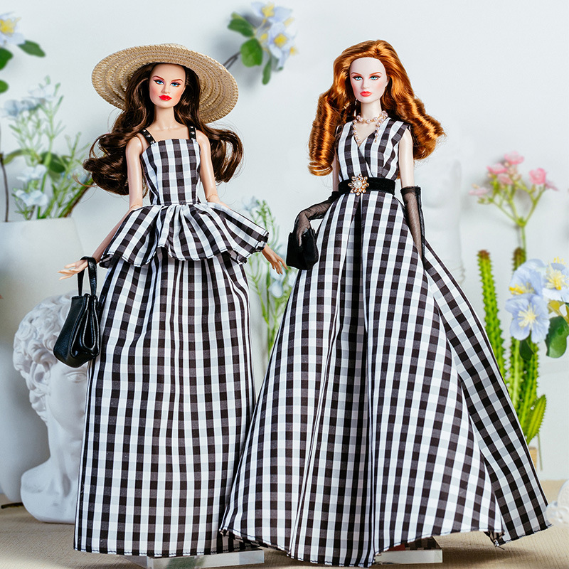 Vintage And Collectible Toys - 32 سنتيمتر عارضة أزياء ملابس دمى