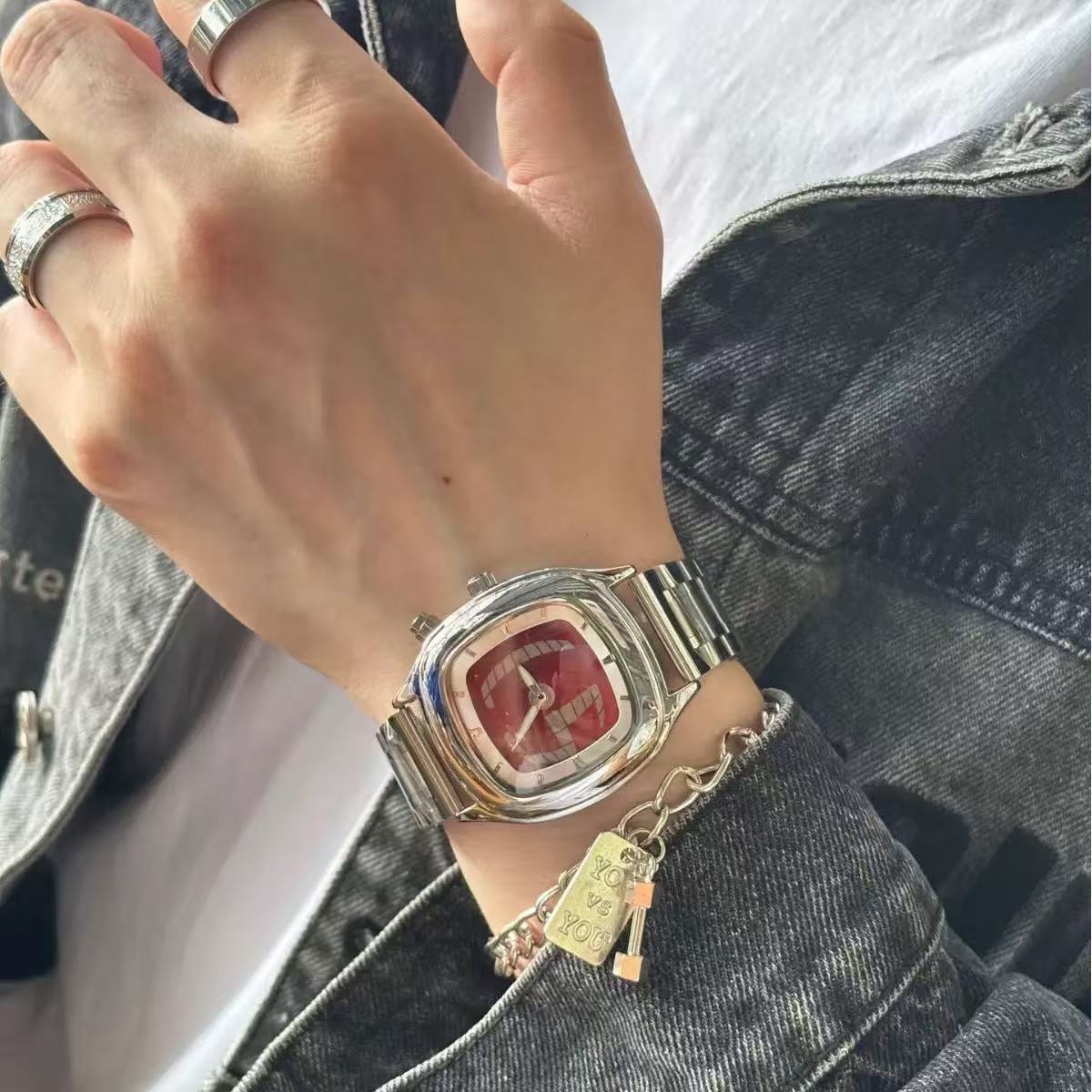 ساعة يد رجالية بتصميم كلاسيكي  - مراجعة Vintage Collectible Watches وسعره