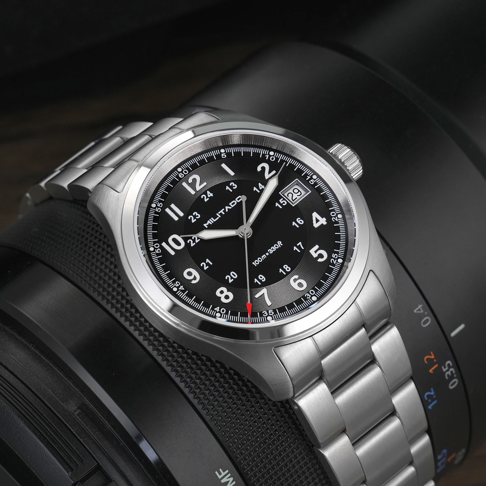 Militado ML08 خمر ساعة كوارتز  - مراجعة Vintage Watch Crystal وسعره