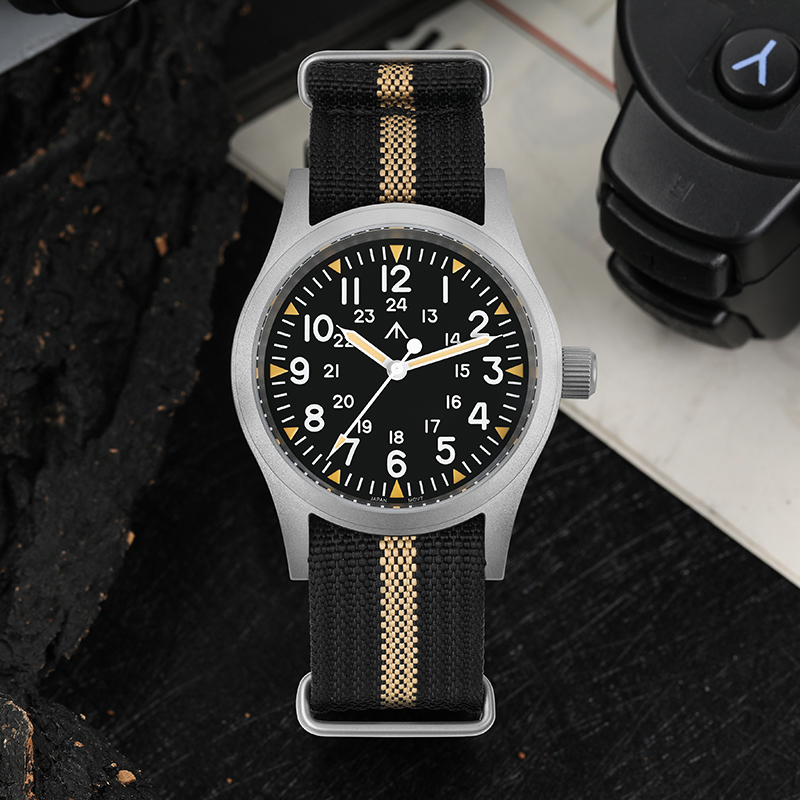 Militado ML05 ساعة كلاسيكية VH - مراجعة Vintage Watch Crystal وسعره