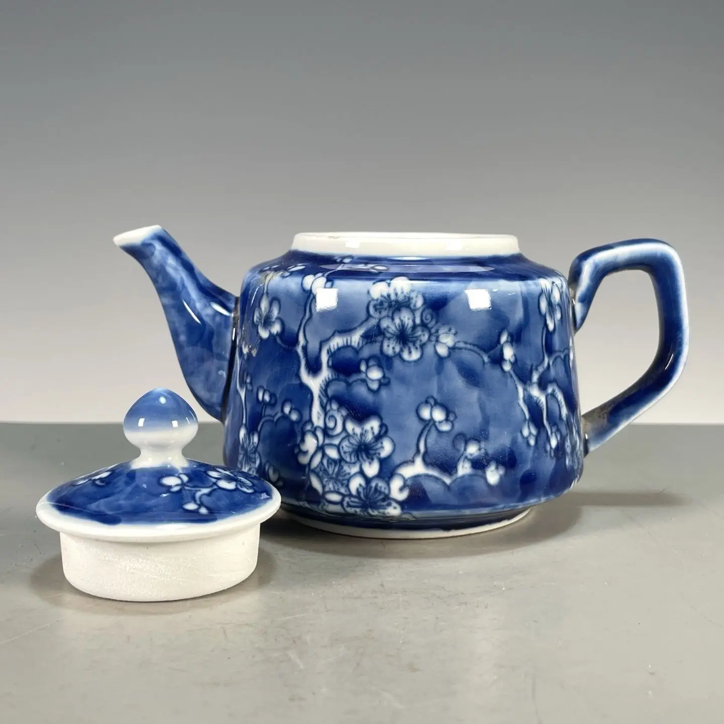 إبريق شاي من البورسلين المسطح  - مراجعة Vintage Collectible Pottery وسعره